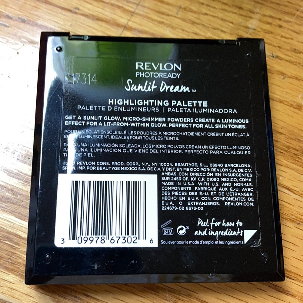Revlon highlighters - Picture 3 of 3